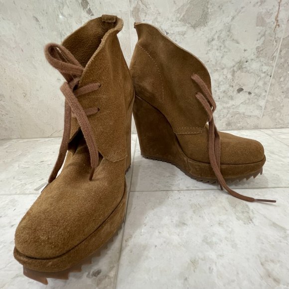 PEDRO GARCIA {36} Carmel suede platform wedge bootie lace up rubber sole - Picture 2 of 8